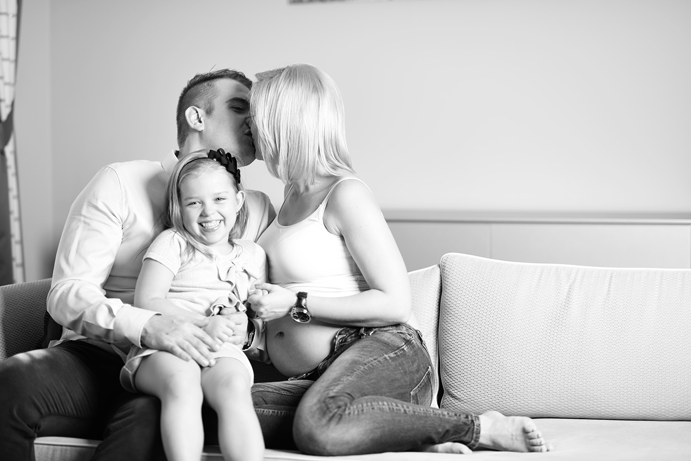 babyglancphoto, rodinna fotografia, fotograf kosice, fotoatelier kosice, portret, monika kmitova, tehotenska fotografia, tehotenstvo, novorodeniatko, babatko, fotografovanie deti, fotografka Košice
